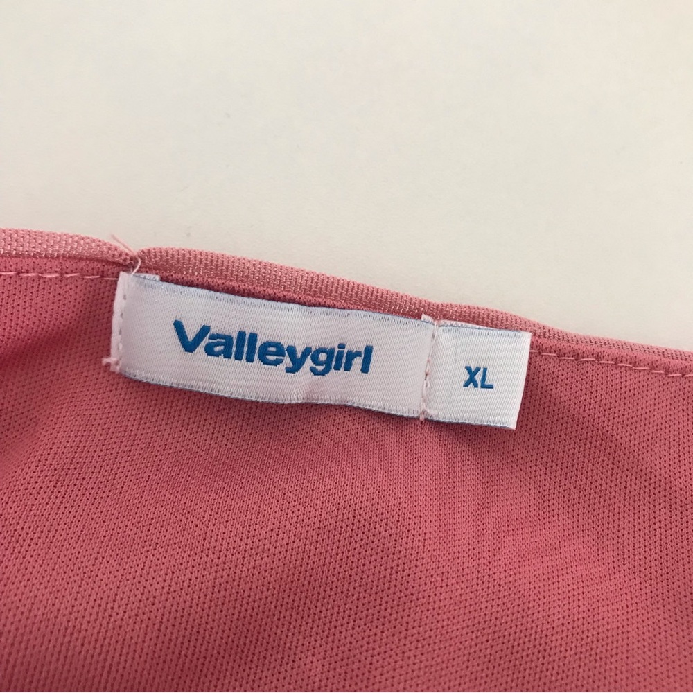 Valleygirl Women’s Pink One Shoulder Asymmetrical Crop Top Size XL Size 14 - Picture 4 of 6